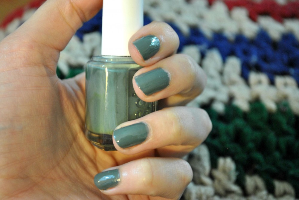 Essie Fall in Line