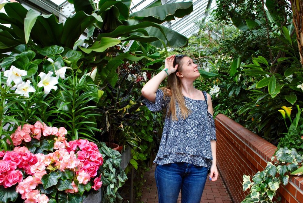 Katie Actually - What I Packed for the Biltmore- Me in the greenhouse