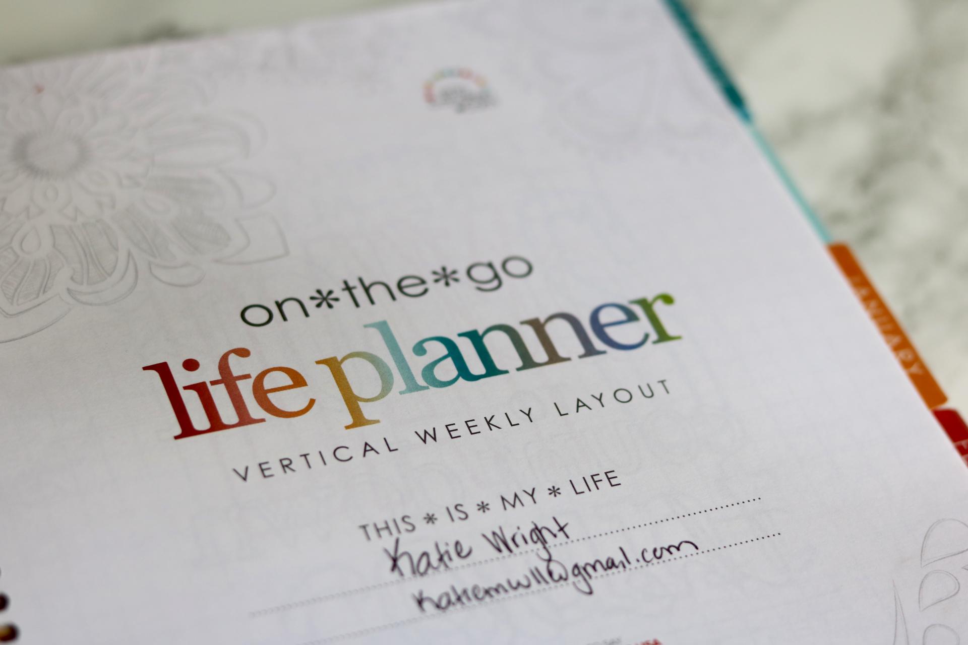 Tour my Erin Condren Life Planner! | KatieActually.com