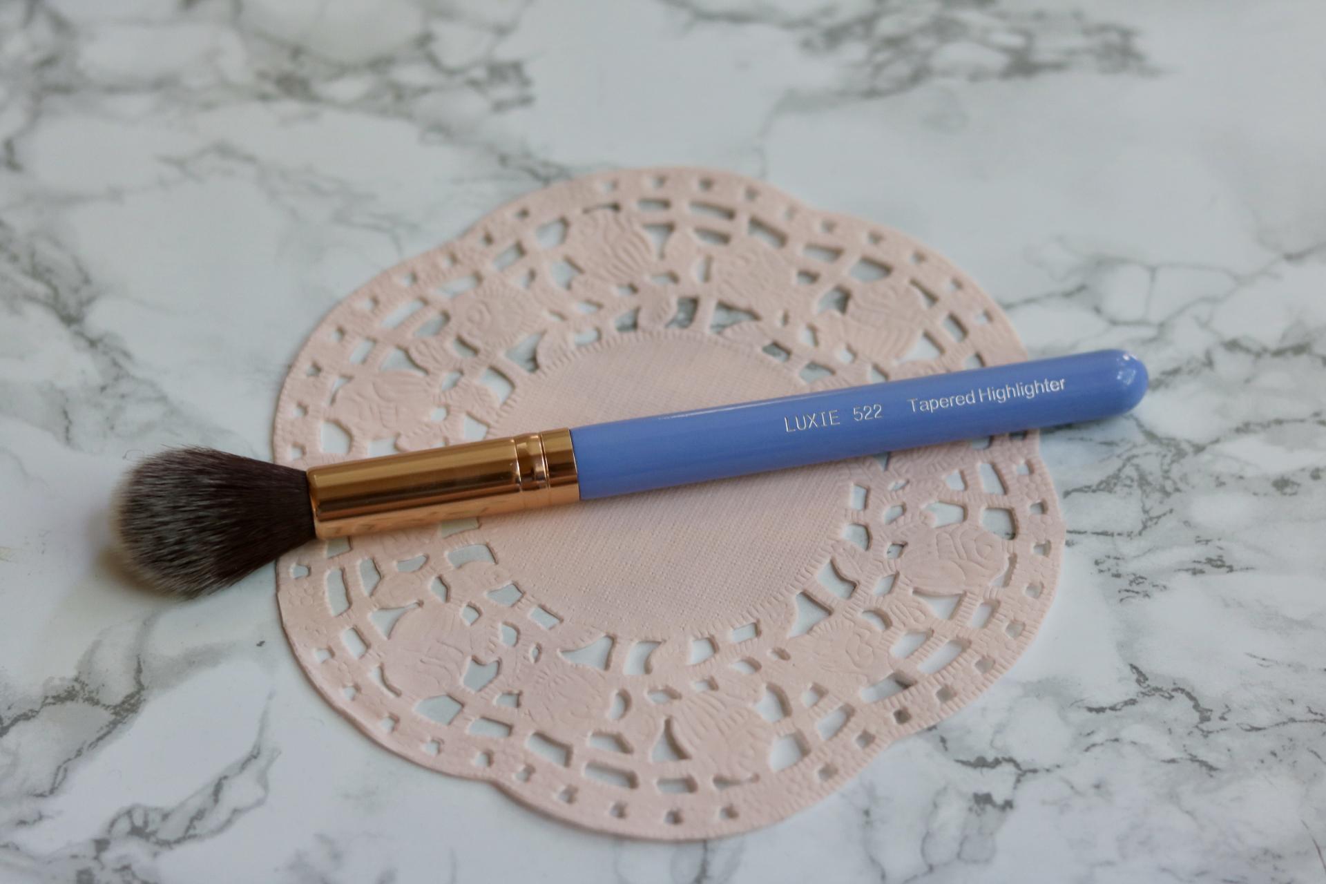 My Top 5 Most Used Brushes | Katie Actually | tapered highlighter brush