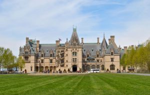 Katie Actually - What I Packed for the Biltmore- Biltmore Exterior