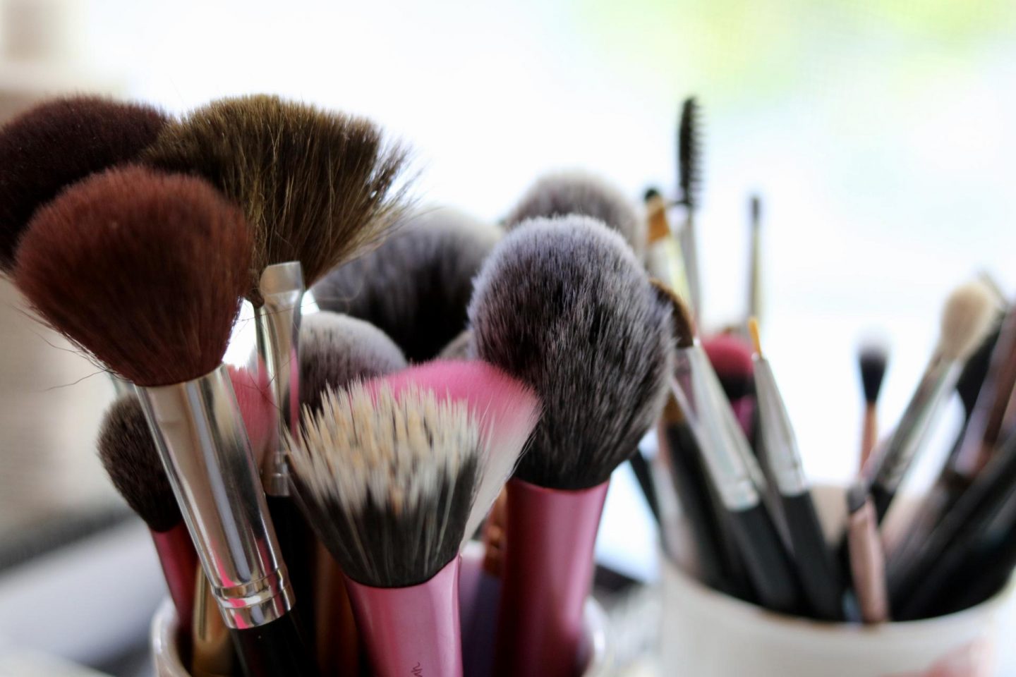 My Top 5 Favorite Makeup Brushes